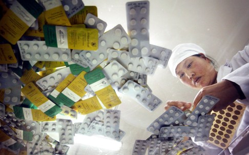 china-health-malaria-medicine_bej110.jpg