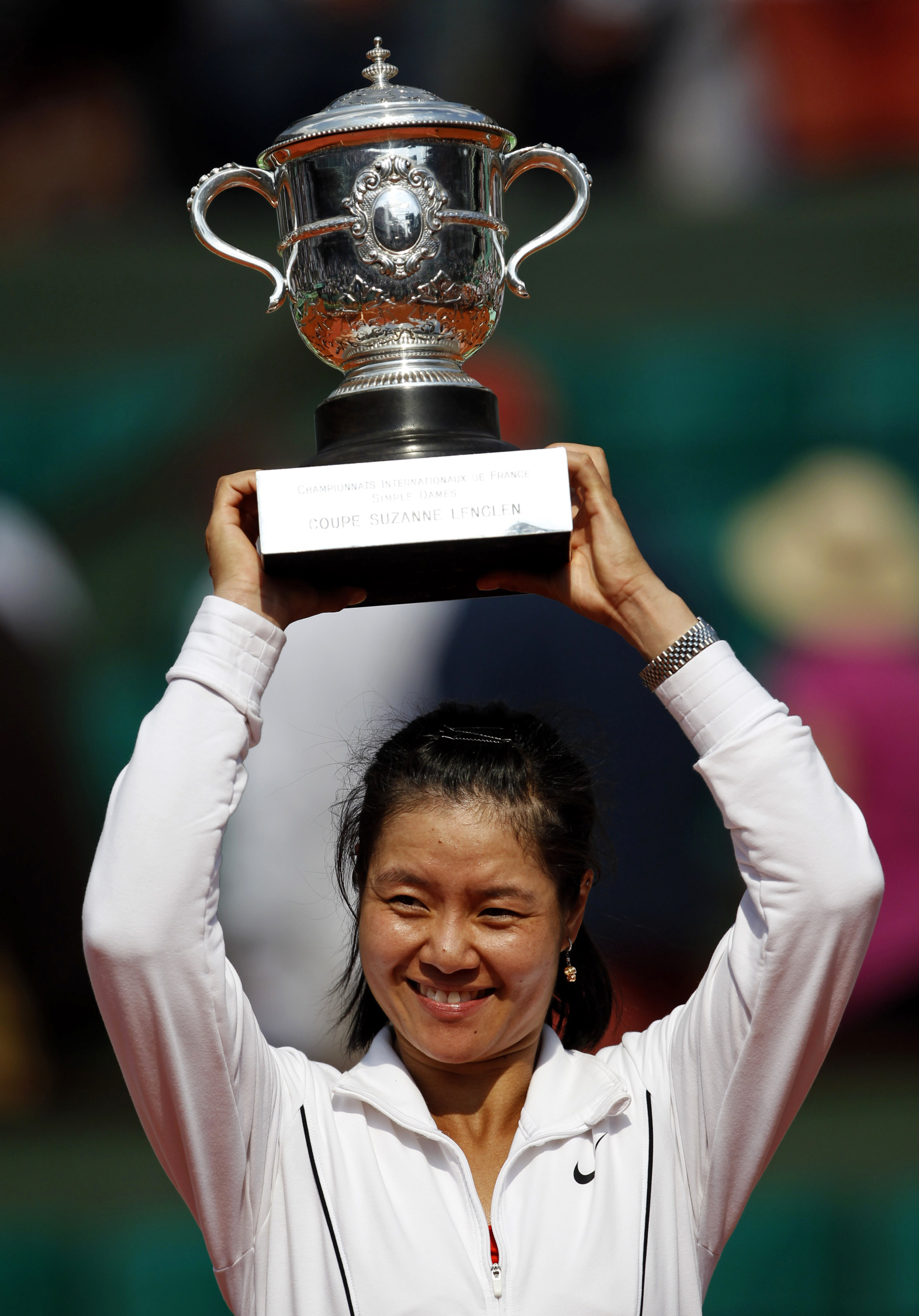 Li na si. Победительница большого шлема 2004-2014. Китаянка ли. Ли ее. Китаянка 83 года спорт.