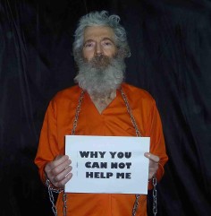 Retired-FBI agent Robert Levinson appears in this undated photo received by his family in April 2011, four years after he disappeared in Iran. There has been no hint of his whereabouts since. Photo: AP