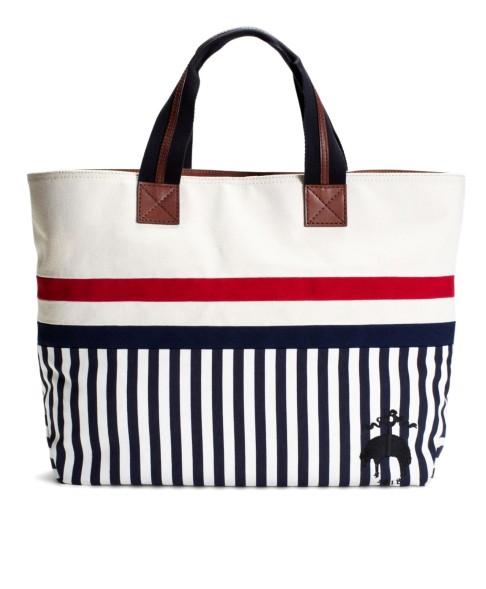 Black Fleece by Brooks Brothers canvas striped bag (HK$2,800). brooksbrothers.com